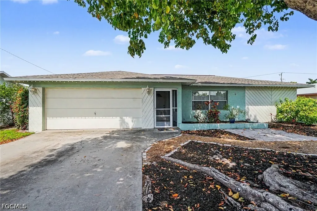 3314 SE 11th Avenue Cape Coral FL 33904