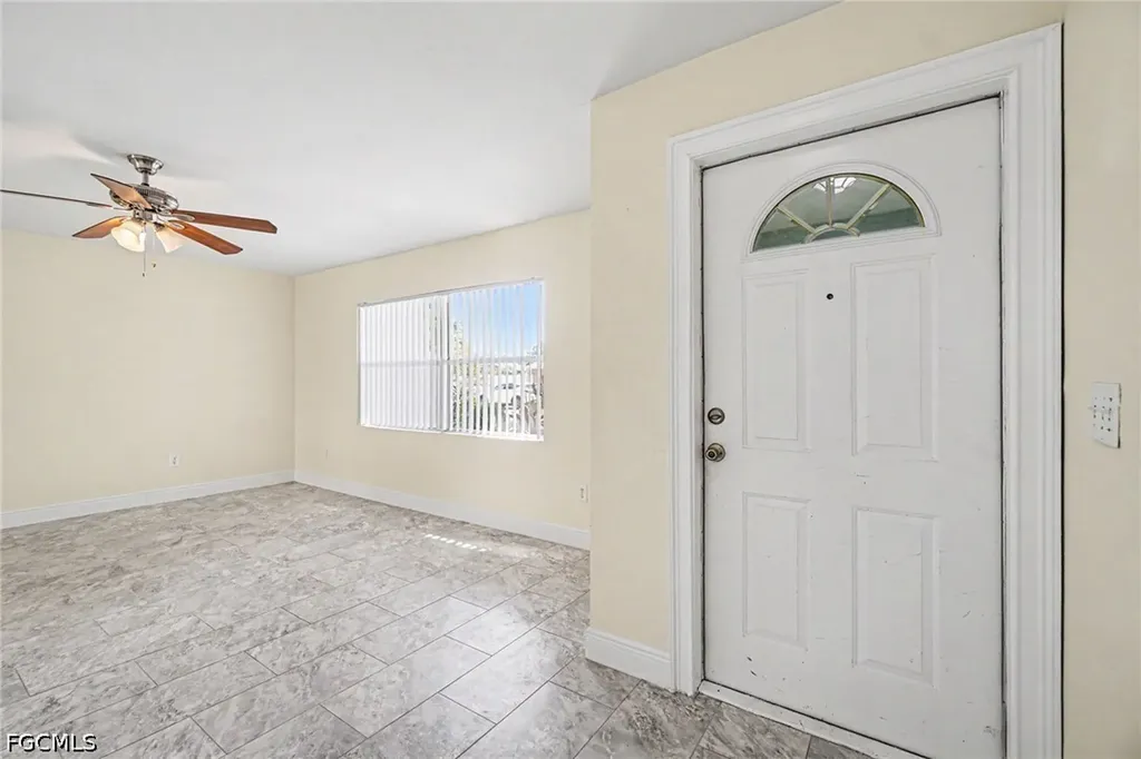 3314 SE 11th Avenue Cape Coral FL 33904
