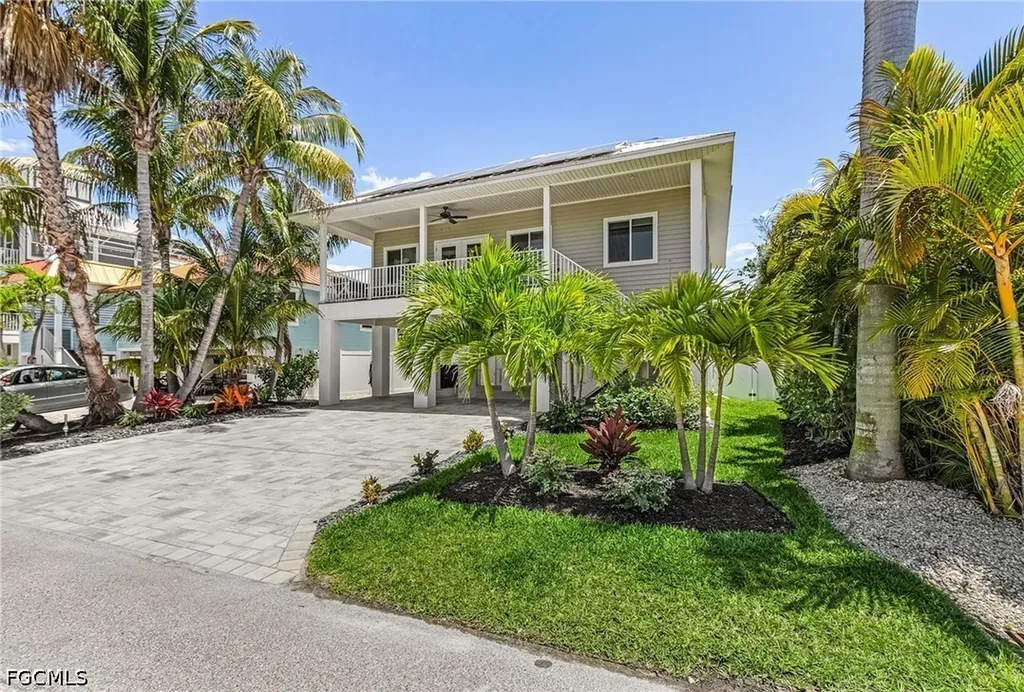 Fort Myers Beach FL, 246 Delmar Avenue