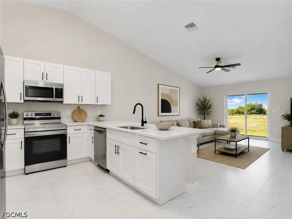 362/364 Petite Avenue Lehigh Acres FL 33974