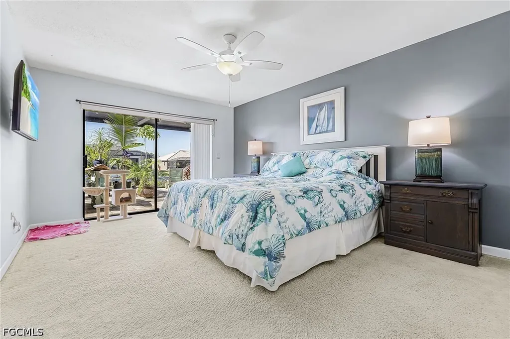 920 SE 33rd Street Cape Coral FL 33904