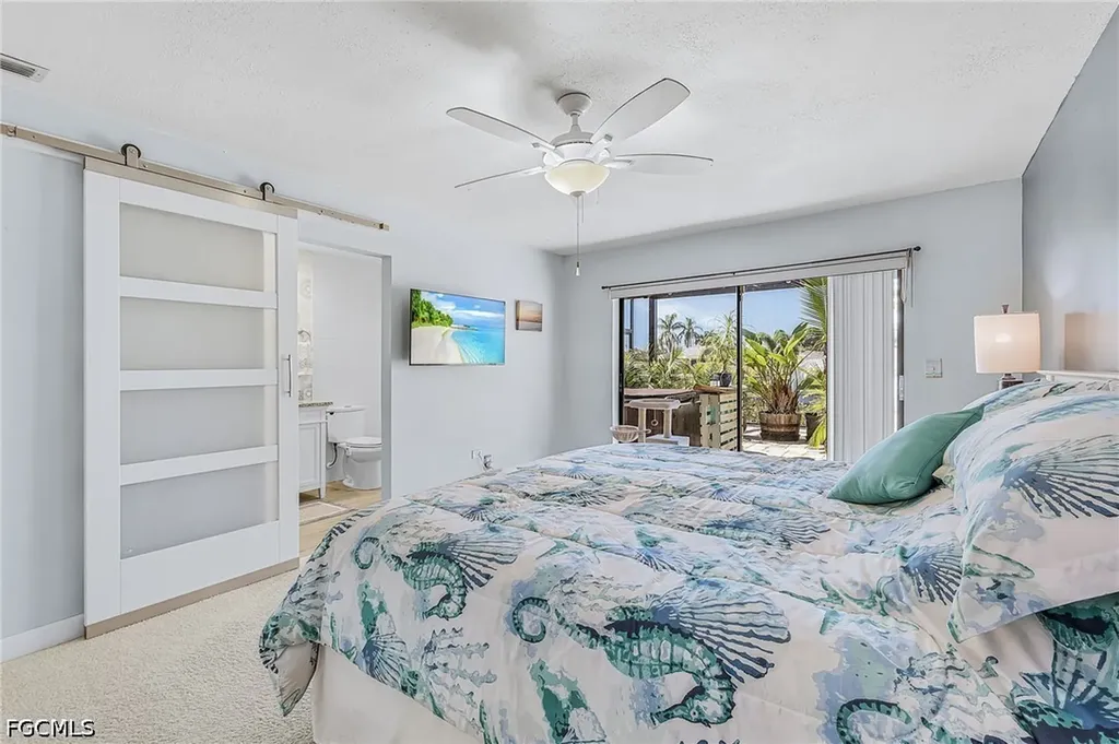 920 SE 33rd Street Cape Coral FL 33904