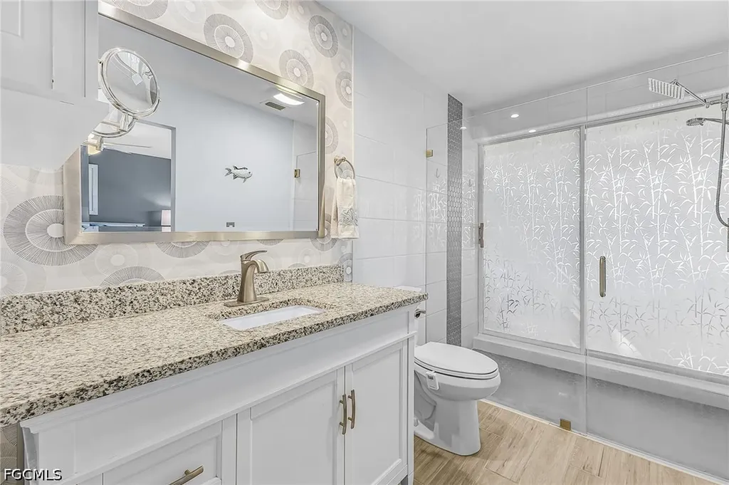 920 SE 33rd Street Cape Coral FL 33904
