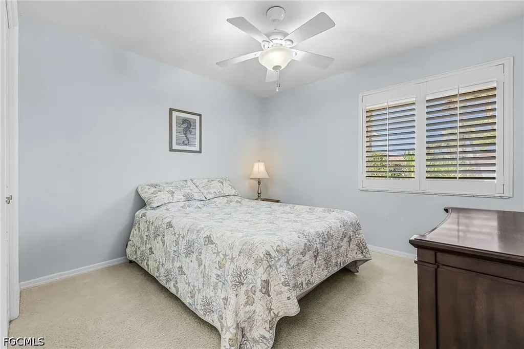 920 SE 33rd Street Cape Coral FL 33904