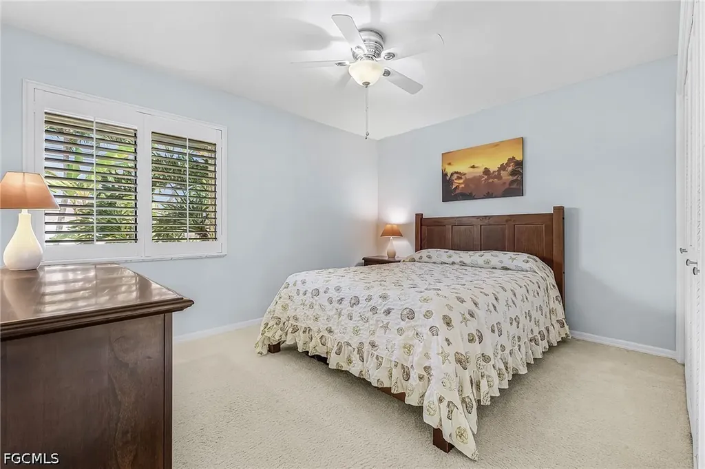 920 SE 33rd Street Cape Coral FL 33904