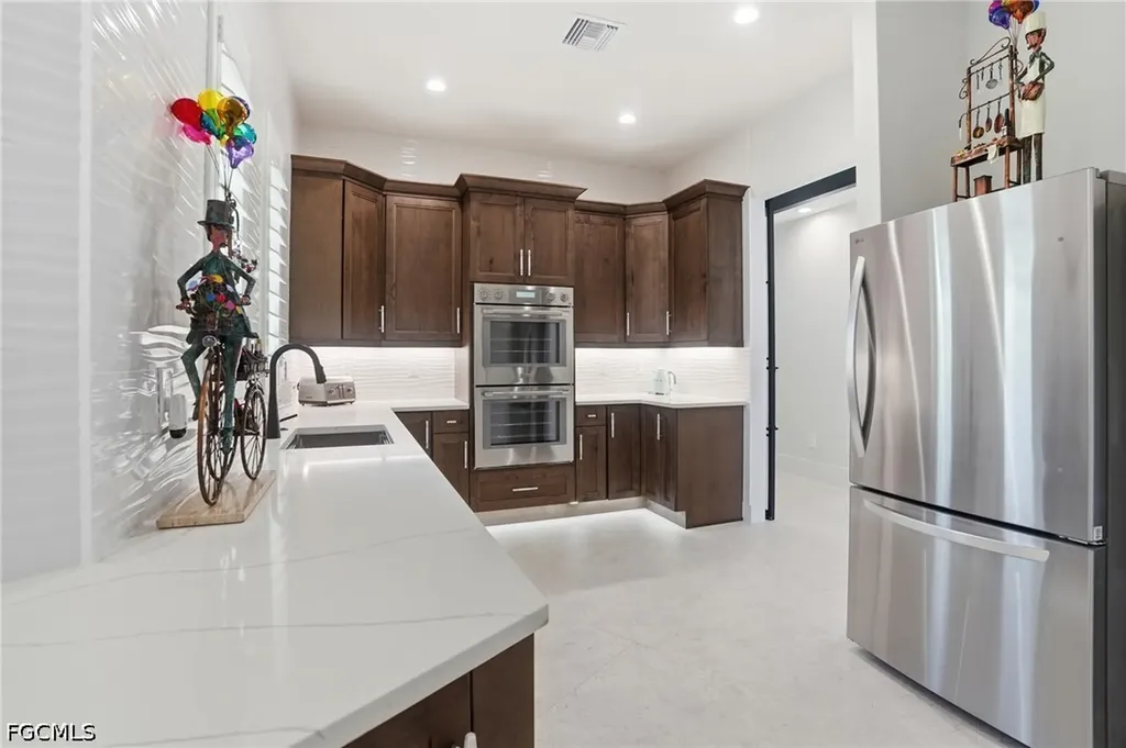 5201 Seagull Court Cape Coral FL 33904