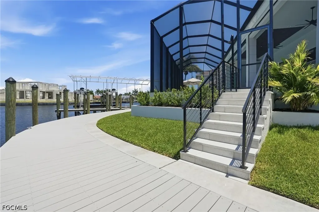 5201 Seagull Court Cape Coral FL 33904