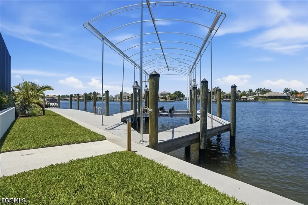 5201 Seagull Court Cape Coral FL 33904