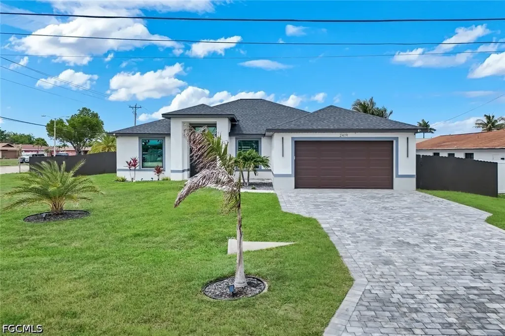2419 Country Club Boulevard Cape Coral FL 33990