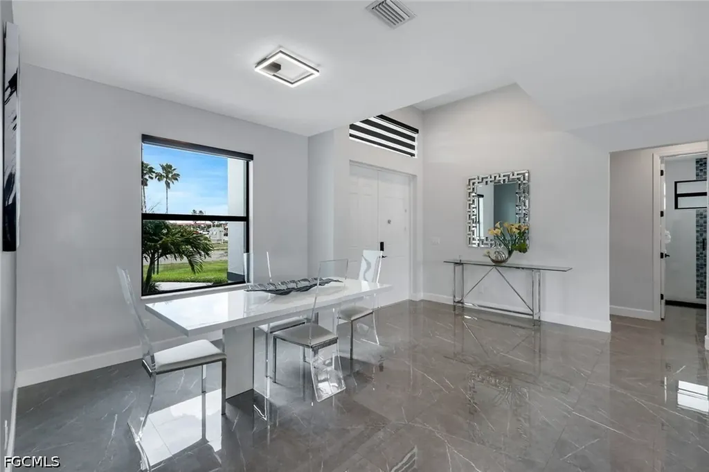 2419 Country Club Boulevard Cape Coral FL 33990