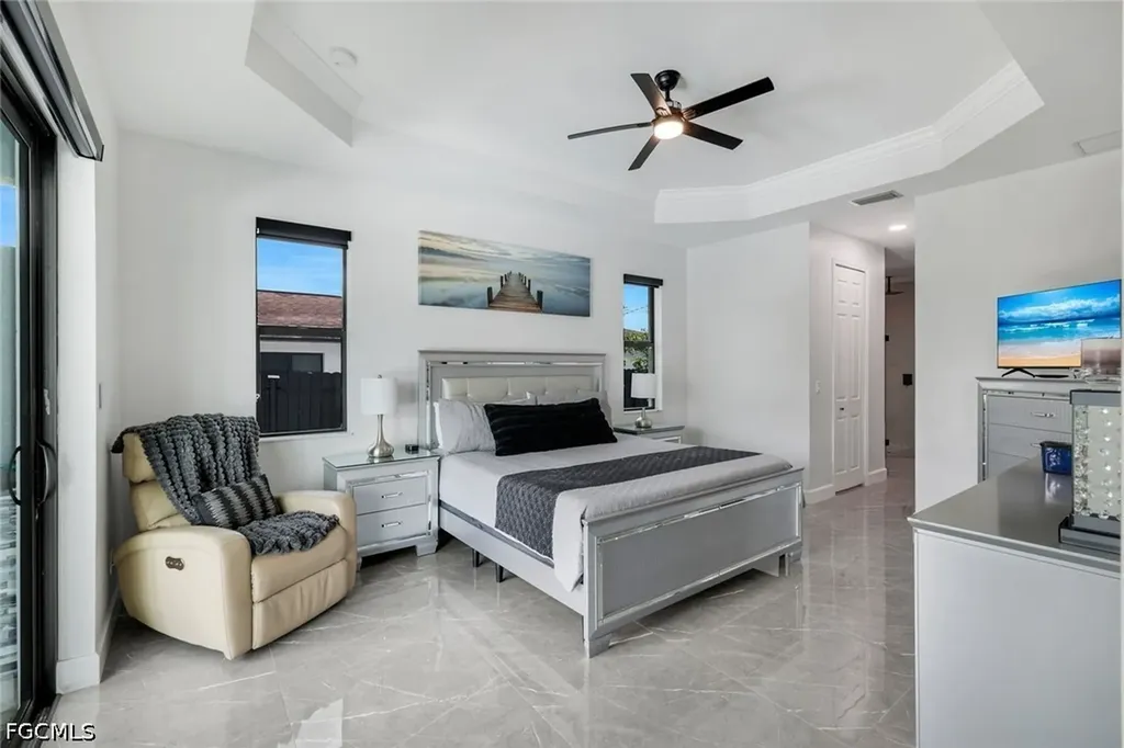 2419 Country Club Boulevard Cape Coral FL 33990