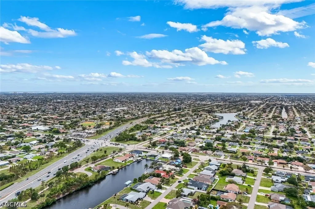 2419 Country Club Boulevard Cape Coral FL 33990