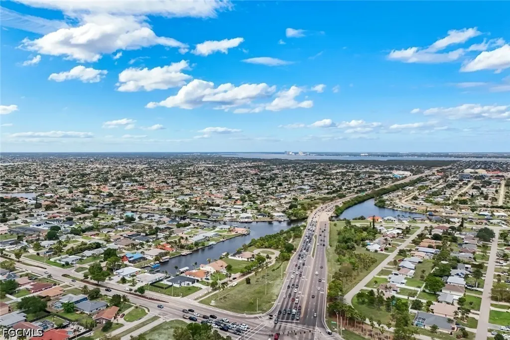 2419 Country Club Boulevard Cape Coral FL 33990