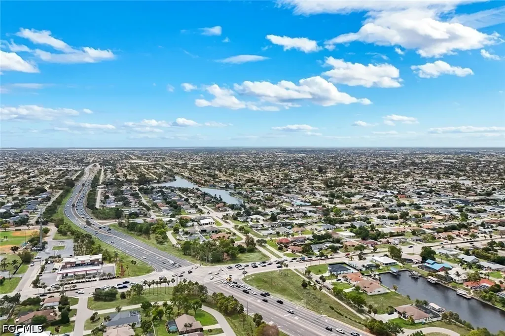 2419 Country Club Boulevard Cape Coral FL 33990