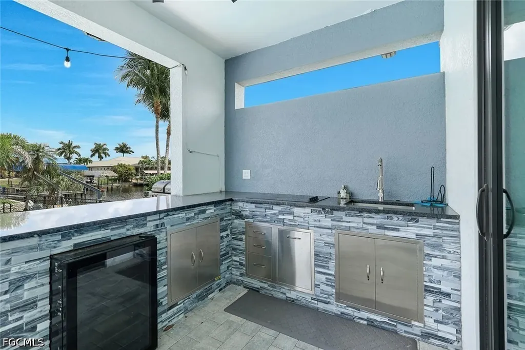 2419 Country Club Boulevard Cape Coral FL 33990
