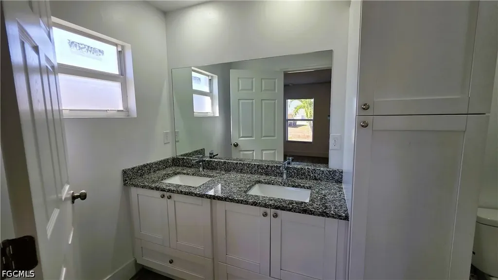 2909 SW Santa Barbara Place Cape Coral FL 33914