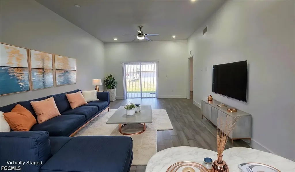 2909 SW Santa Barbara Place Cape Coral FL 33914