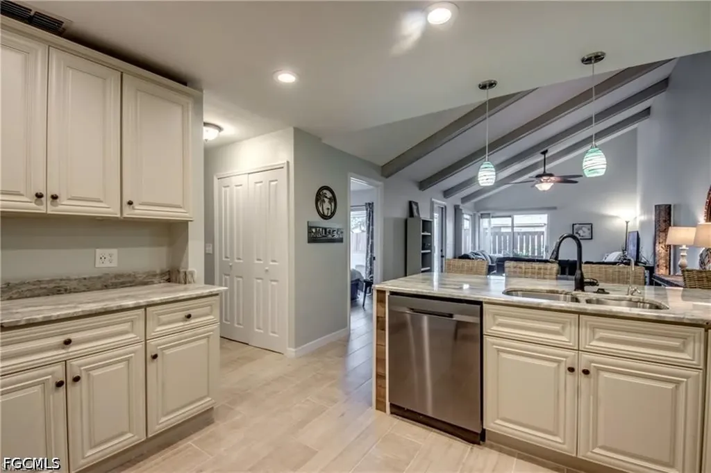 6337 Royal Woods Drive Fort Myers FL 33908