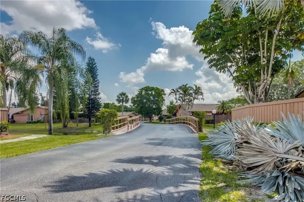 6337 Royal Woods Drive Fort Myers FL 33908