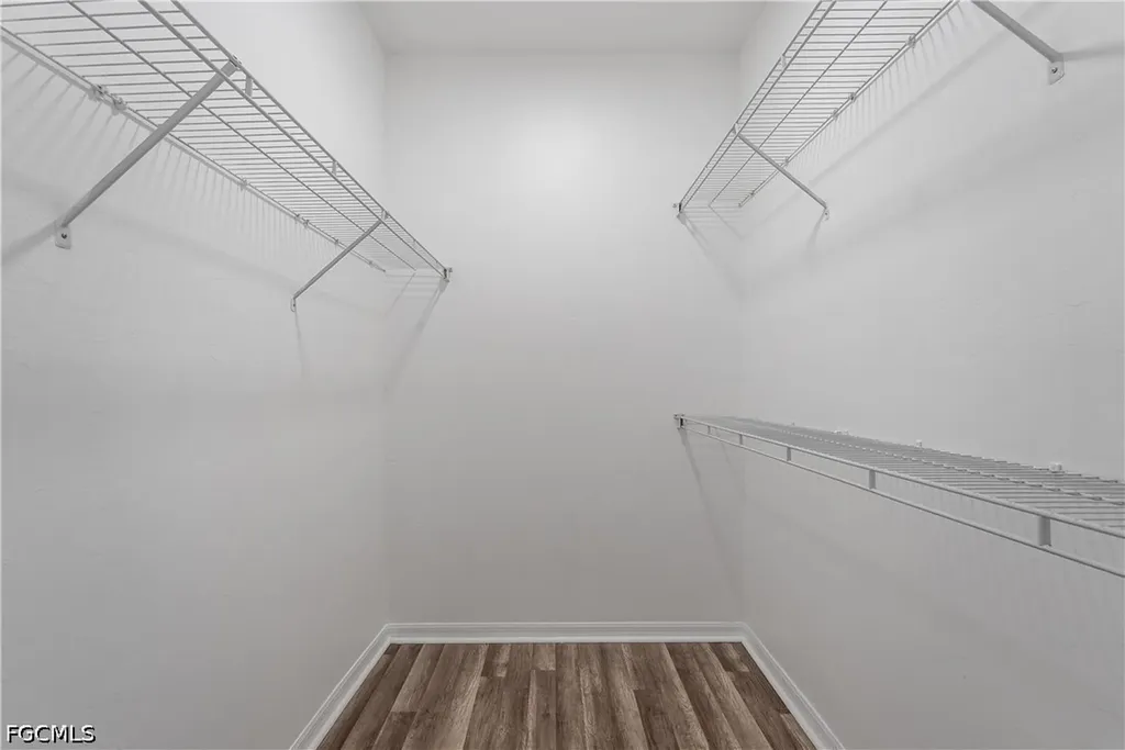 1824 SW 2nd Street Cape Coral FL 33991