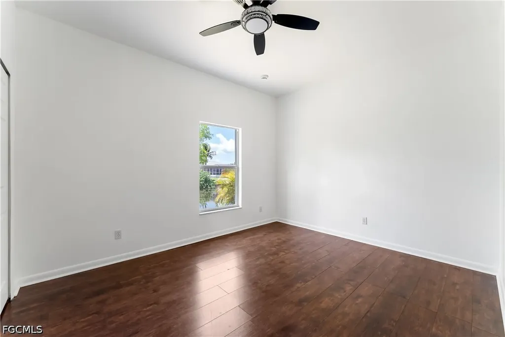 1824 SW 2nd Street Cape Coral FL 33991