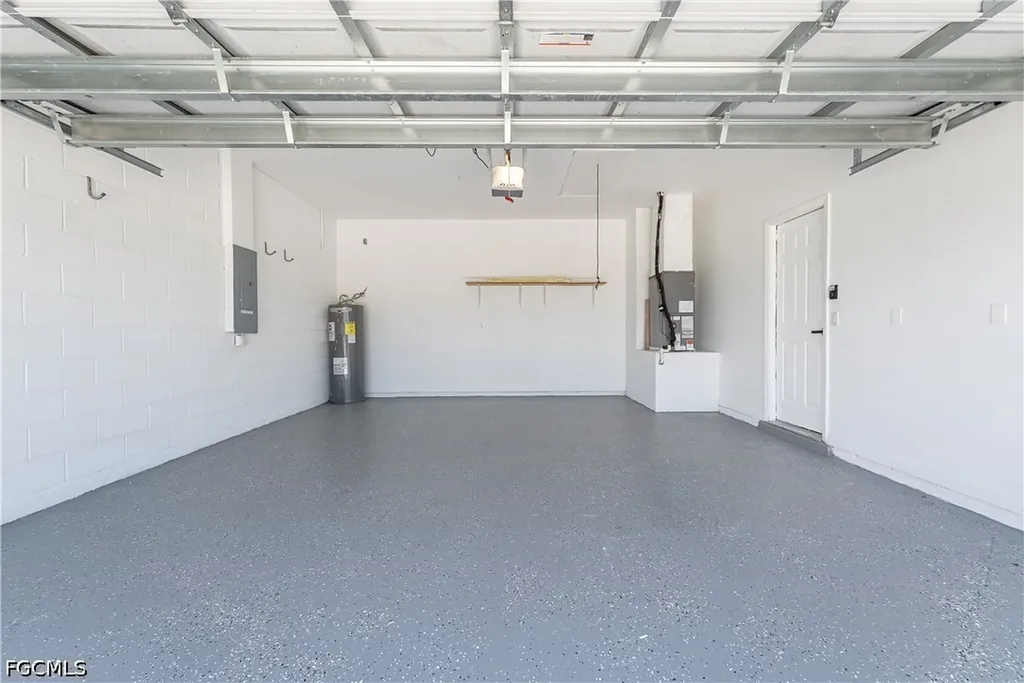 1824 SW 2nd Street Cape Coral FL 33991