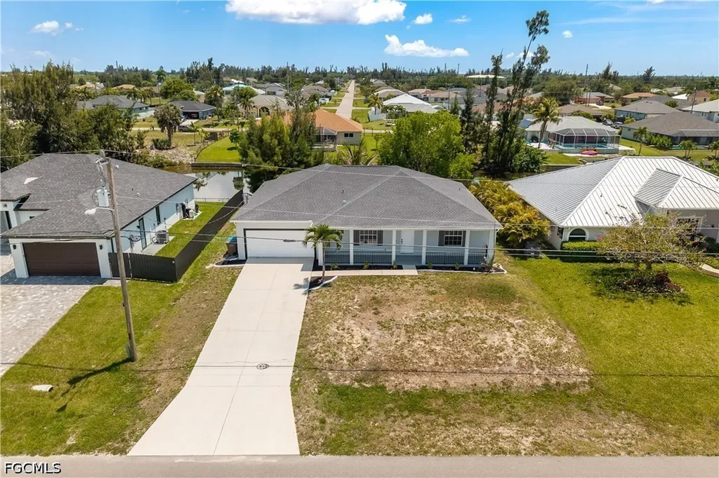 1824 SW 2nd Street Cape Coral FL 33991