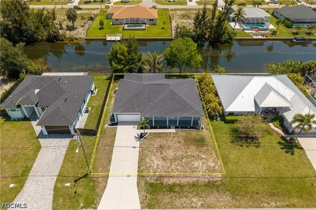 1824 SW 2nd Street Cape Coral FL 33991