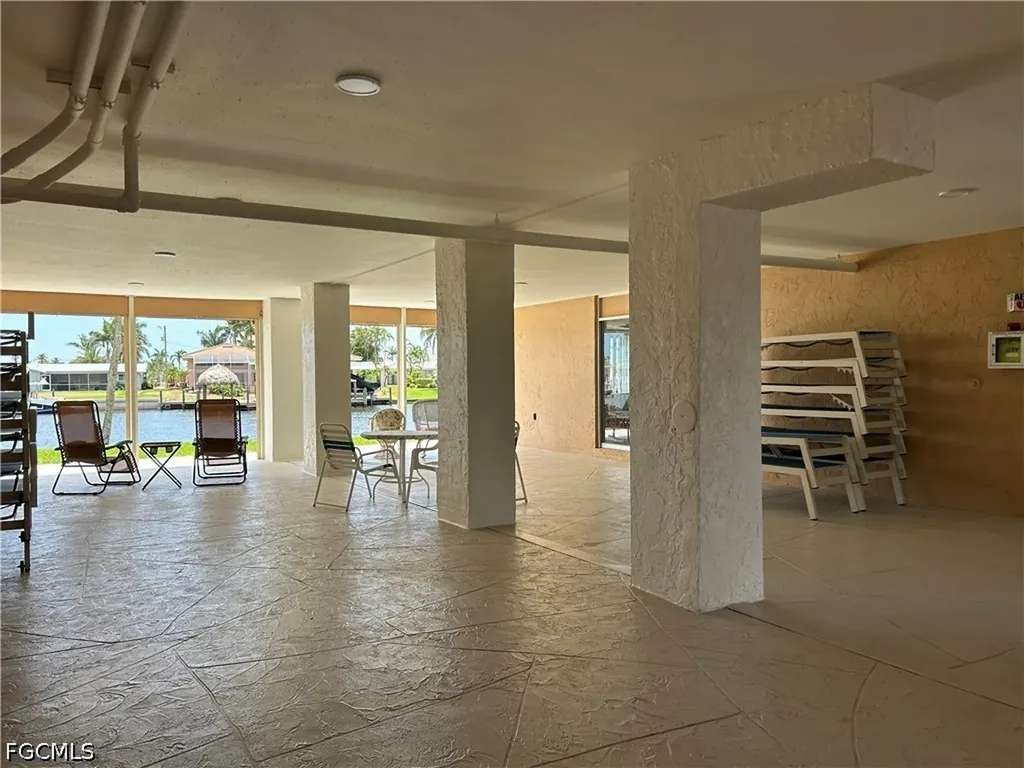 4260 SE 20th Place Cape Coral FL 33904