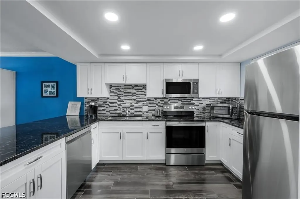 4260 SE 20th Place Cape Coral FL 33904