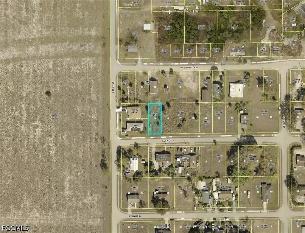 23021 Avenue A Alva FL 33920