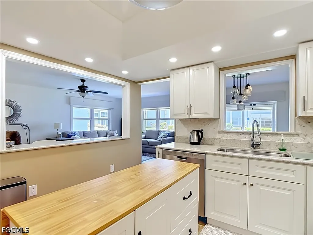 3358 N Key Drive North Fort Myers FL 33903