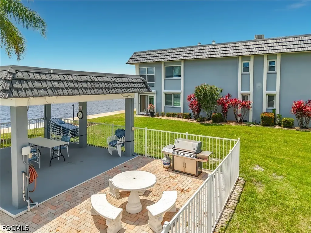3358 N Key Drive North Fort Myers FL 33903