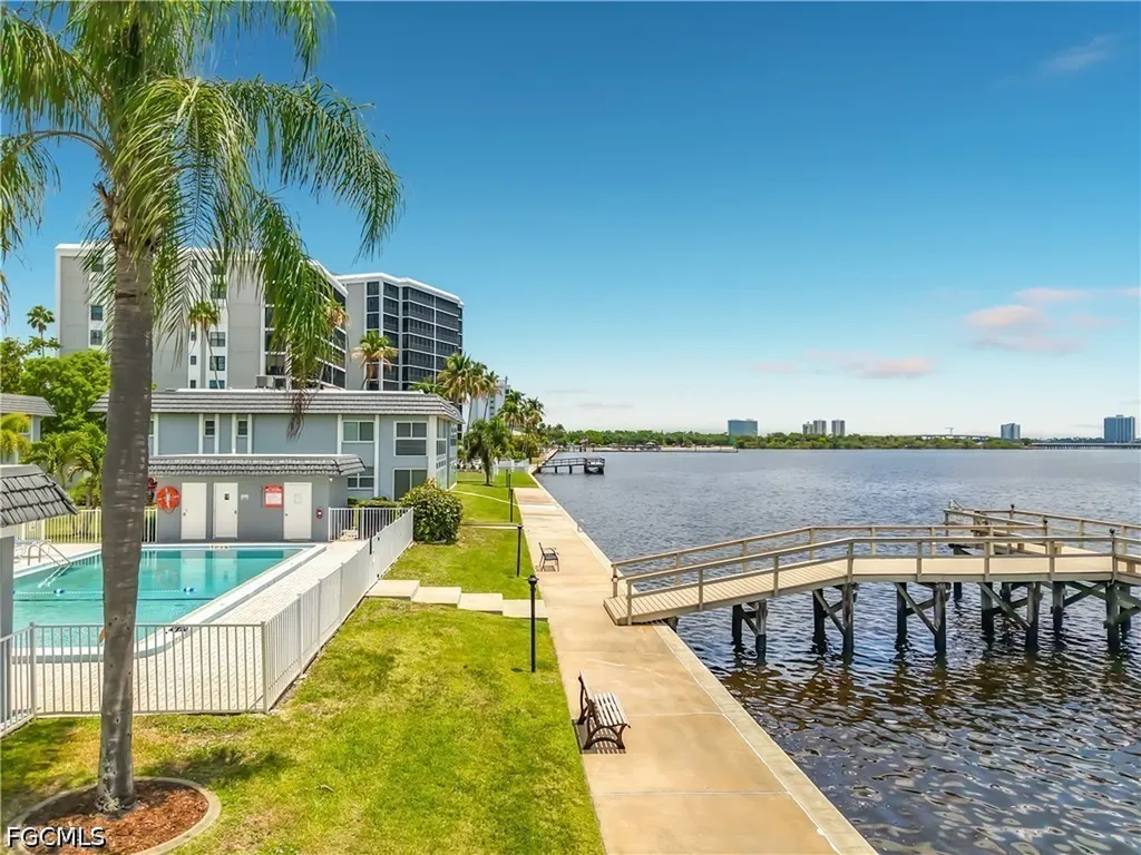 3358 N Key Drive North Fort Myers FL 33903