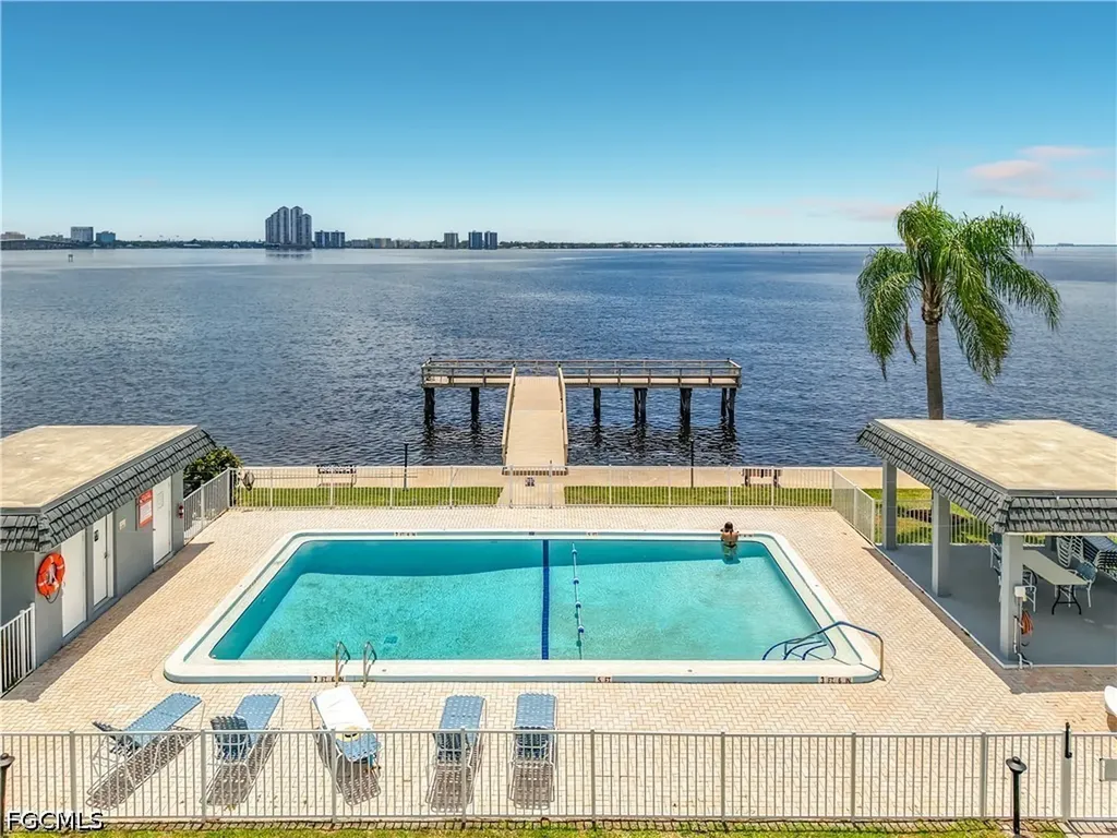3358 N Key Drive North Fort Myers FL 33903