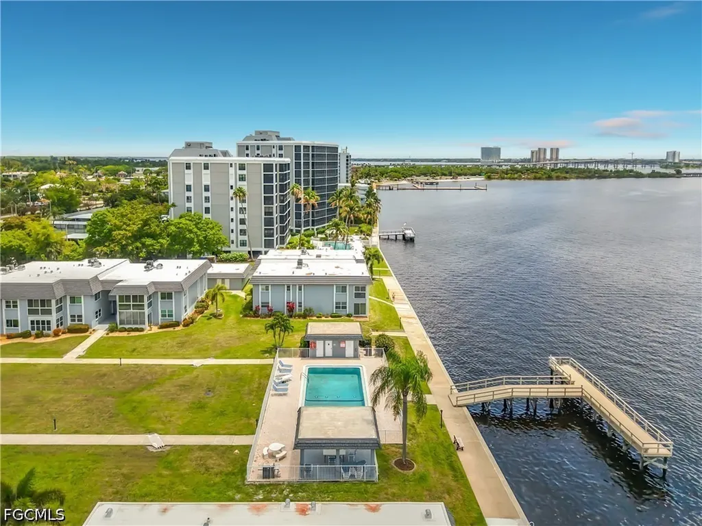 3358 N Key Drive North Fort Myers FL 33903