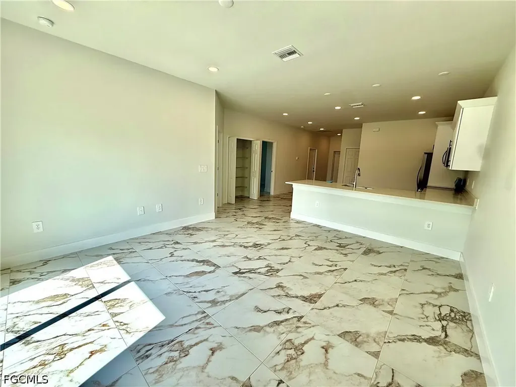 350/352 Pullman Street Lehigh Acres FL 33974