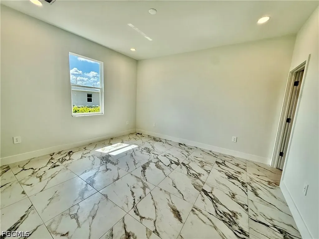 350/352 Pullman Street Lehigh Acres FL 33974