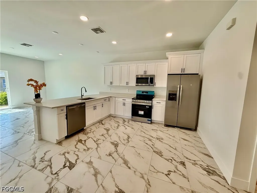 350/352 Pullman Street Lehigh Acres FL 33974