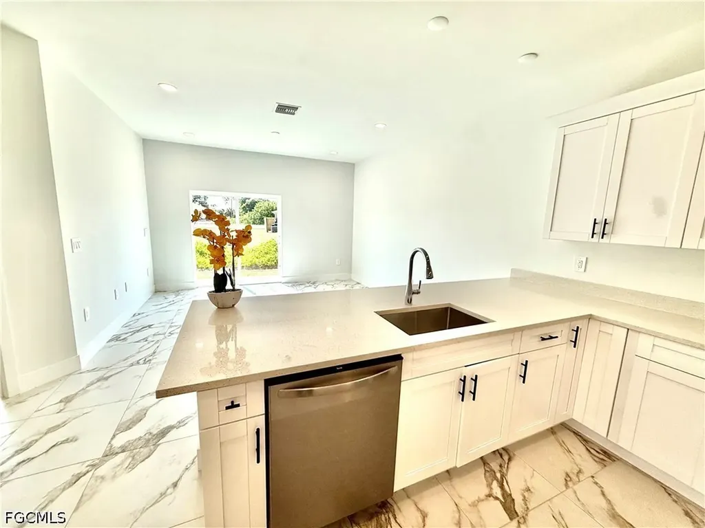 350/352 Pullman Street Lehigh Acres FL 33974