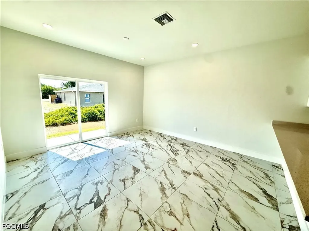 350/352 Pullman Street Lehigh Acres FL 33974