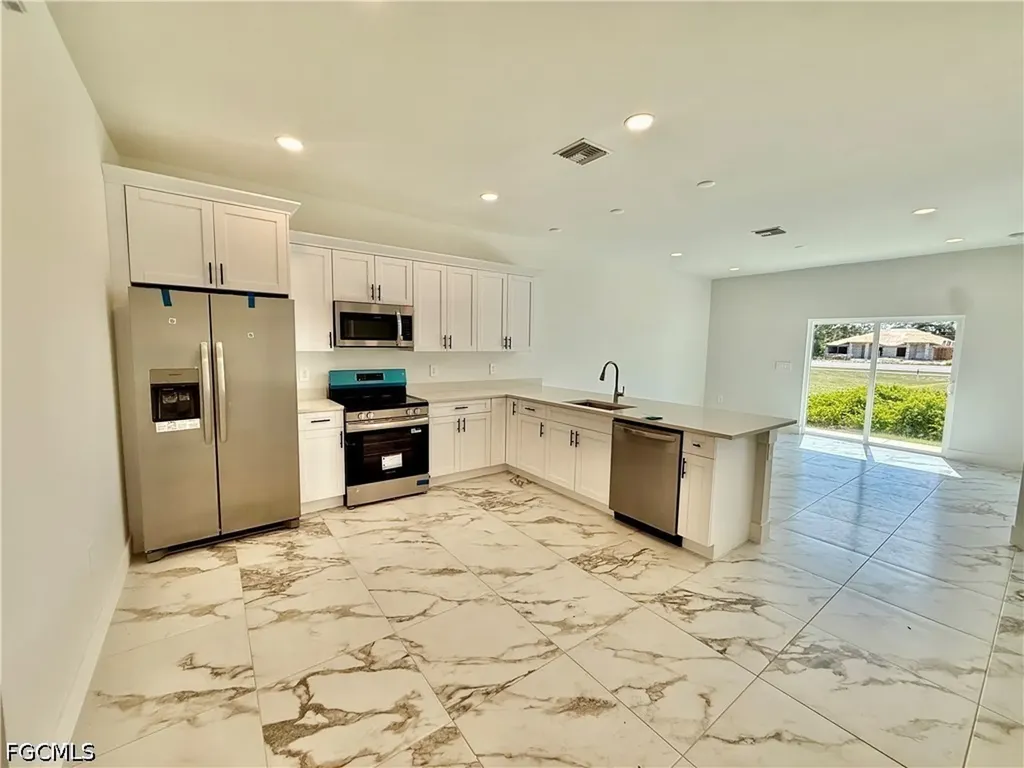 350/352 Pullman Street Lehigh Acres FL 33974