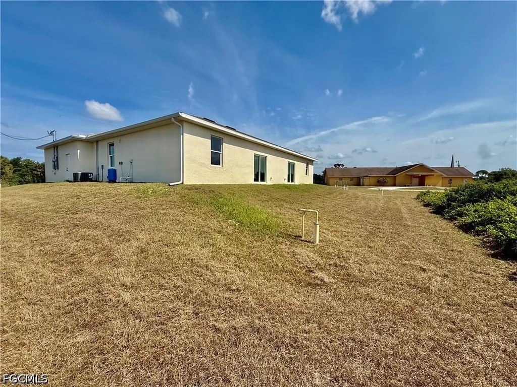 350/352 Pullman Street Lehigh Acres FL 33974
