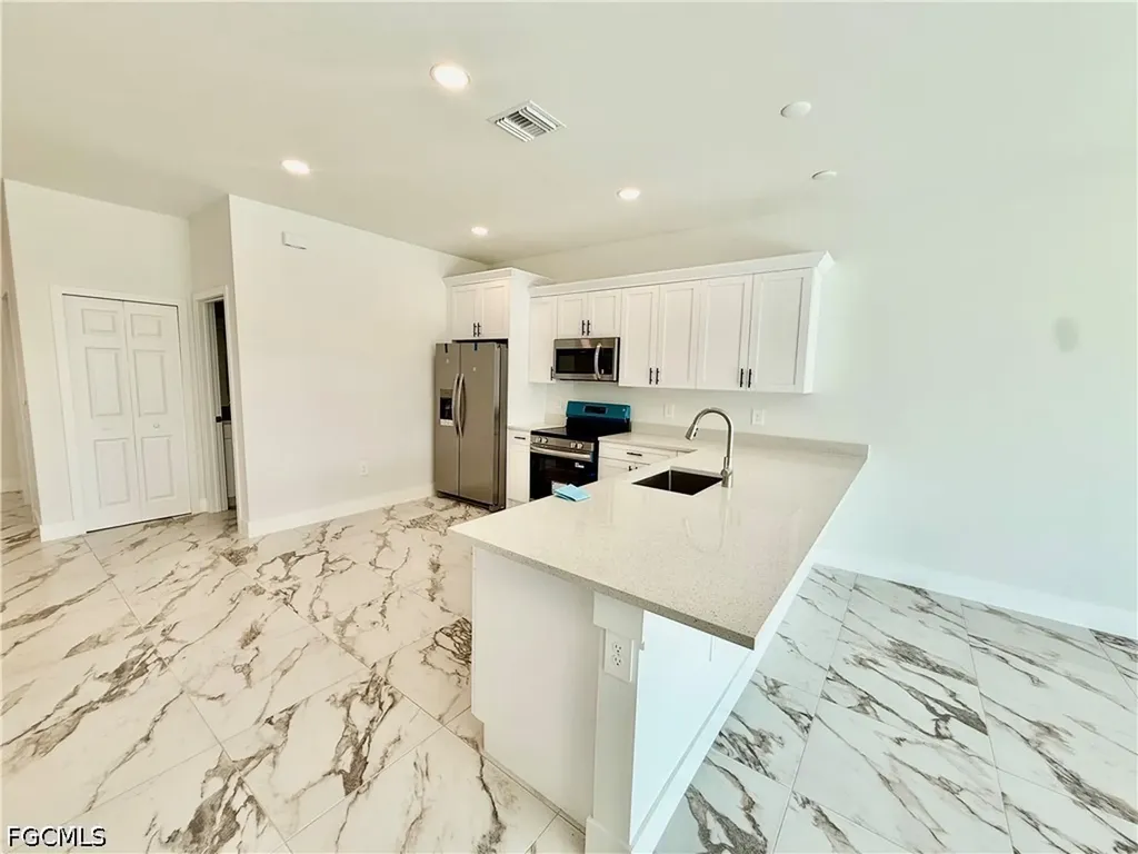 350/352 Pullman Street Lehigh Acres FL 33974