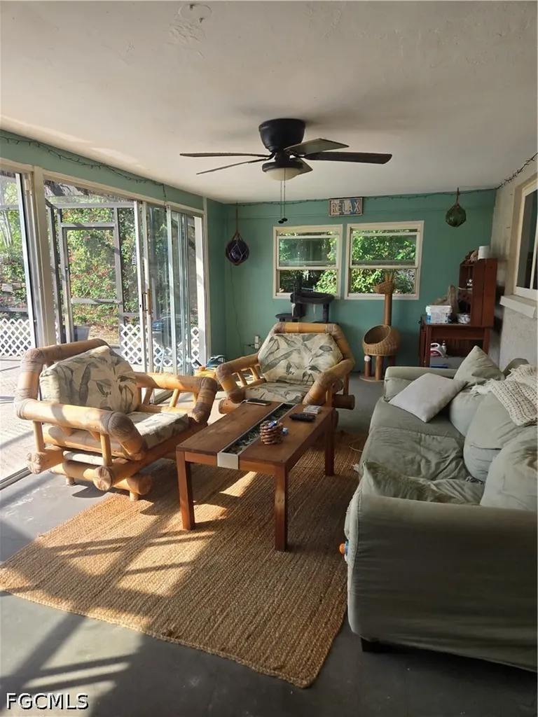 4201 SE Coronado Parkway Cape Coral FL 33904