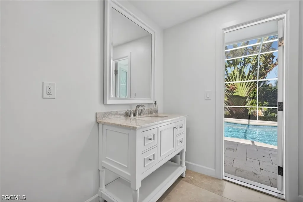 738 Anchor Drive Sanibel FL 33957