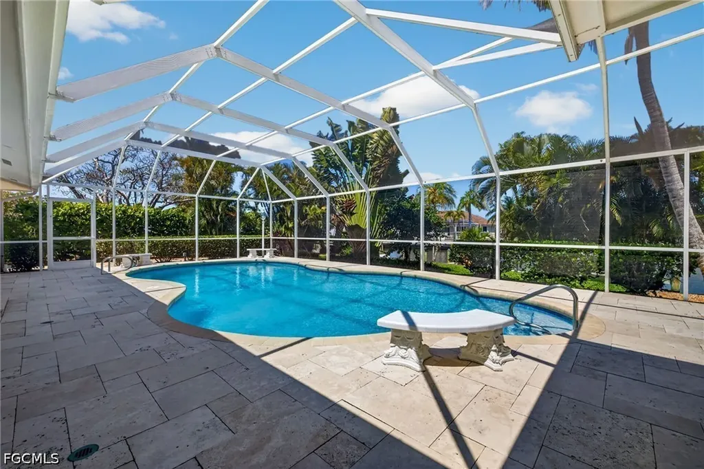 738 Anchor Drive Sanibel FL 33957