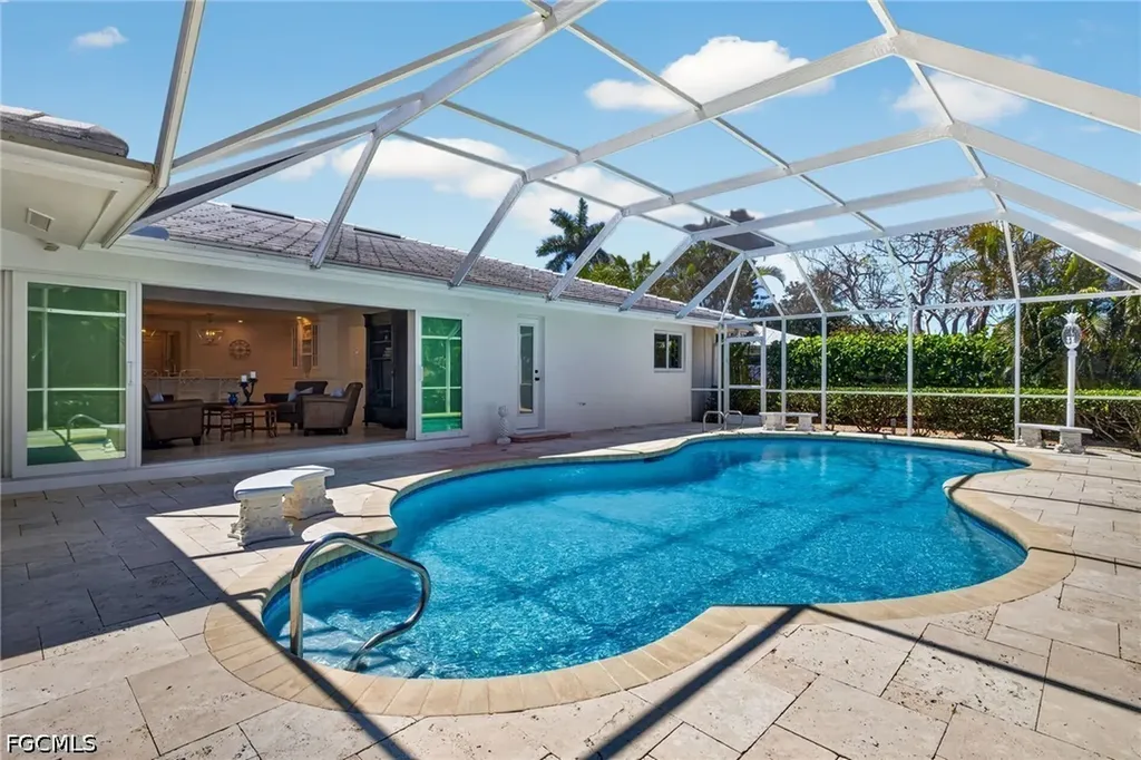 738 Anchor Drive Sanibel FL 33957