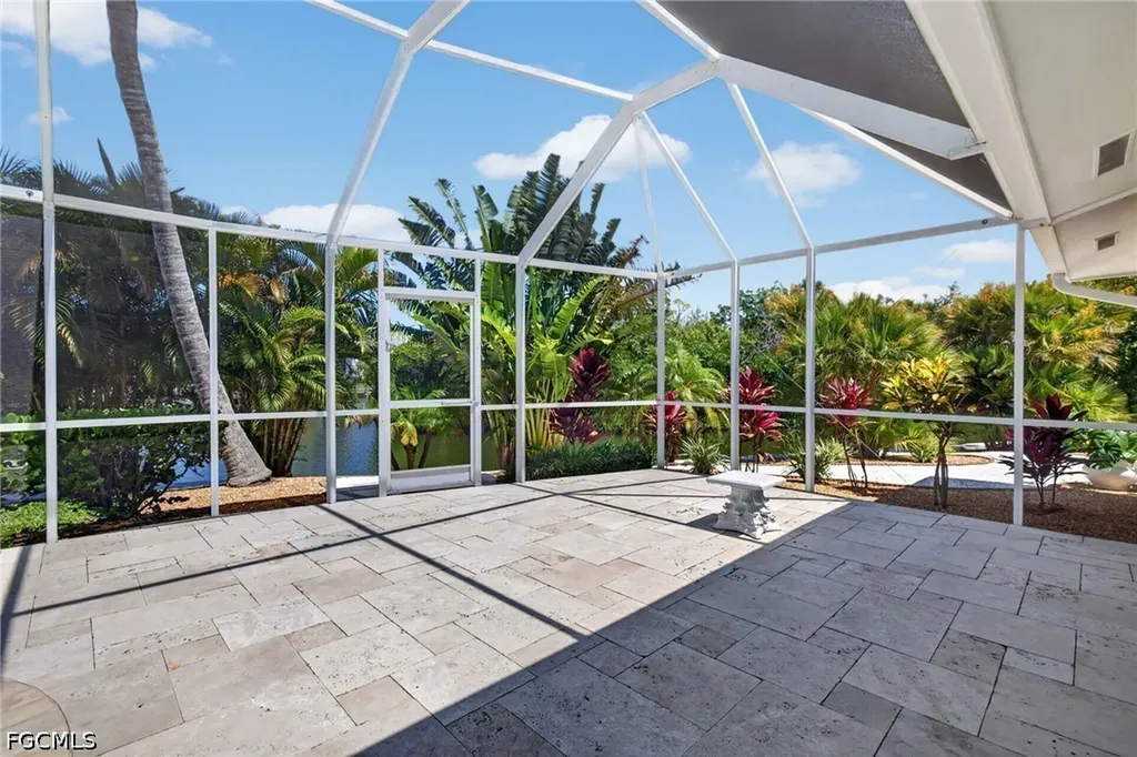 738 Anchor Drive Sanibel FL 33957