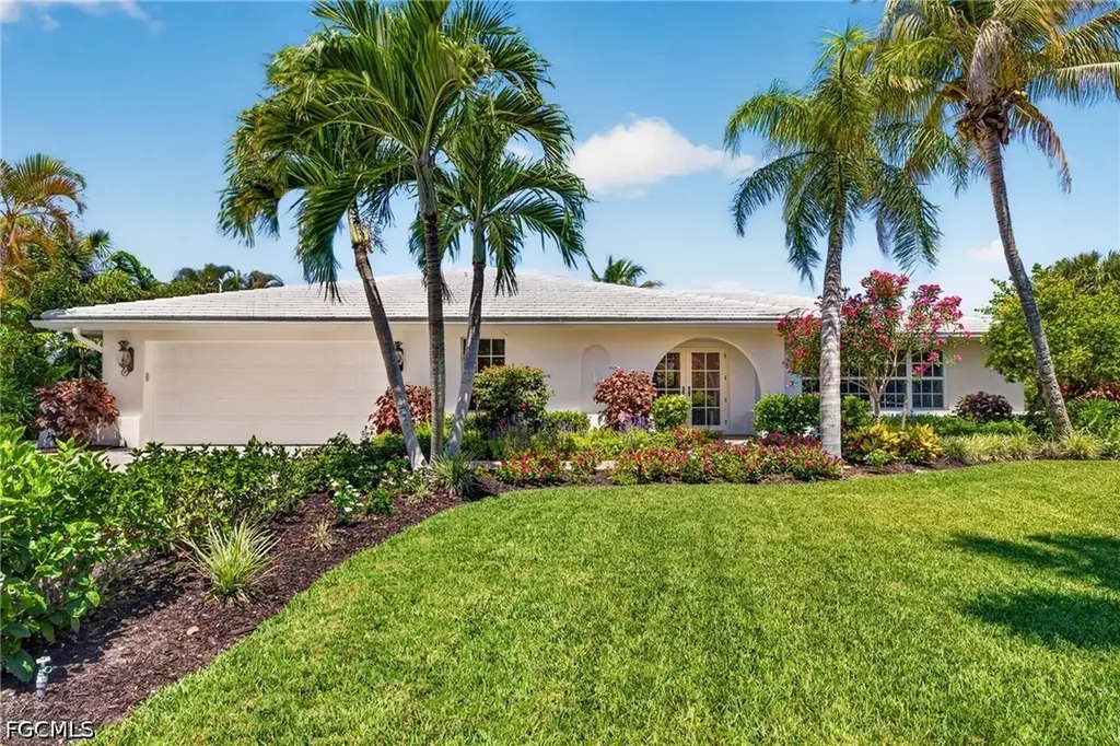 738 Anchor Drive Sanibel FL 33957